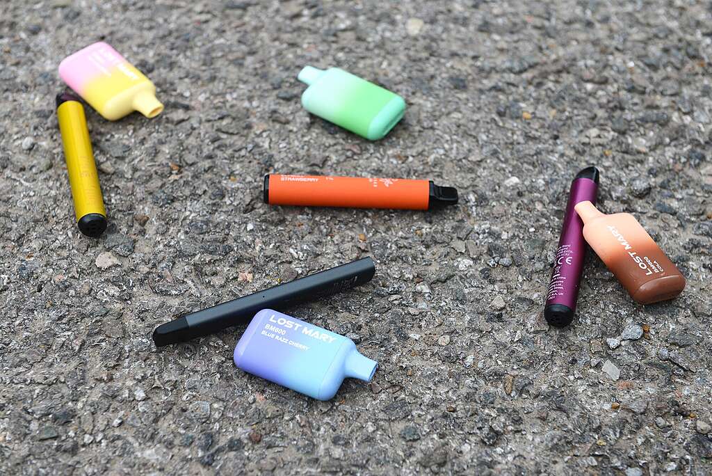 8066c5ec disposable vapes 2000 1